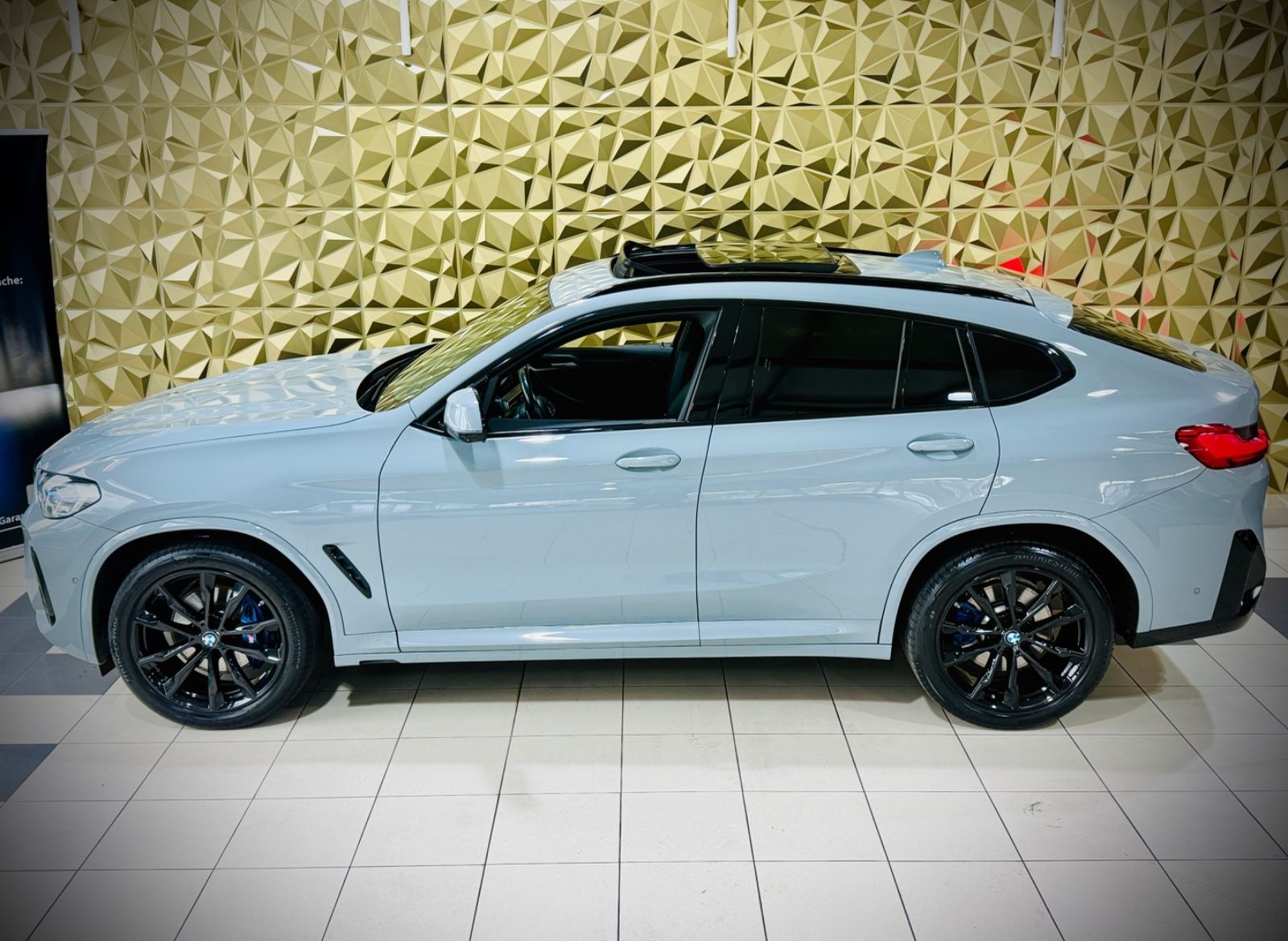 BMW X4 xDrive 20d|M-SPORTPAKET|PANORAMA|H&K|1.HAND| foto 10