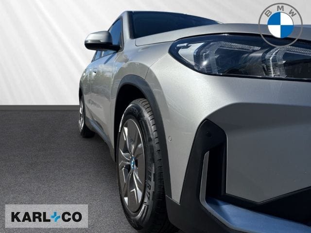 BMW iX1 20 eDrive LenkradHZG Ad.LED SHZ Aktivsitz foto 11