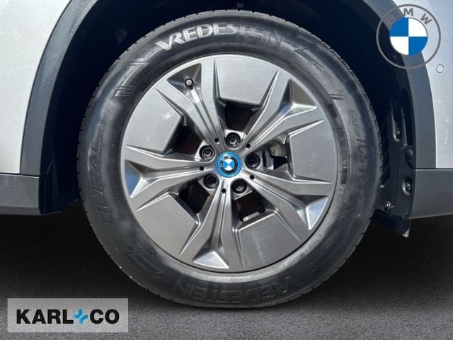 BMW iX1 20 eDrive LenkradHZG Ad.LED SHZ Aktivsitz foto 13