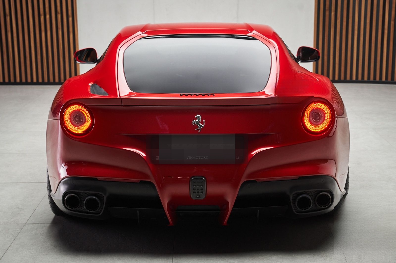 Ferrari F12 Carbon Lift LED Racing Seats Kamera Scuderia foto 15
