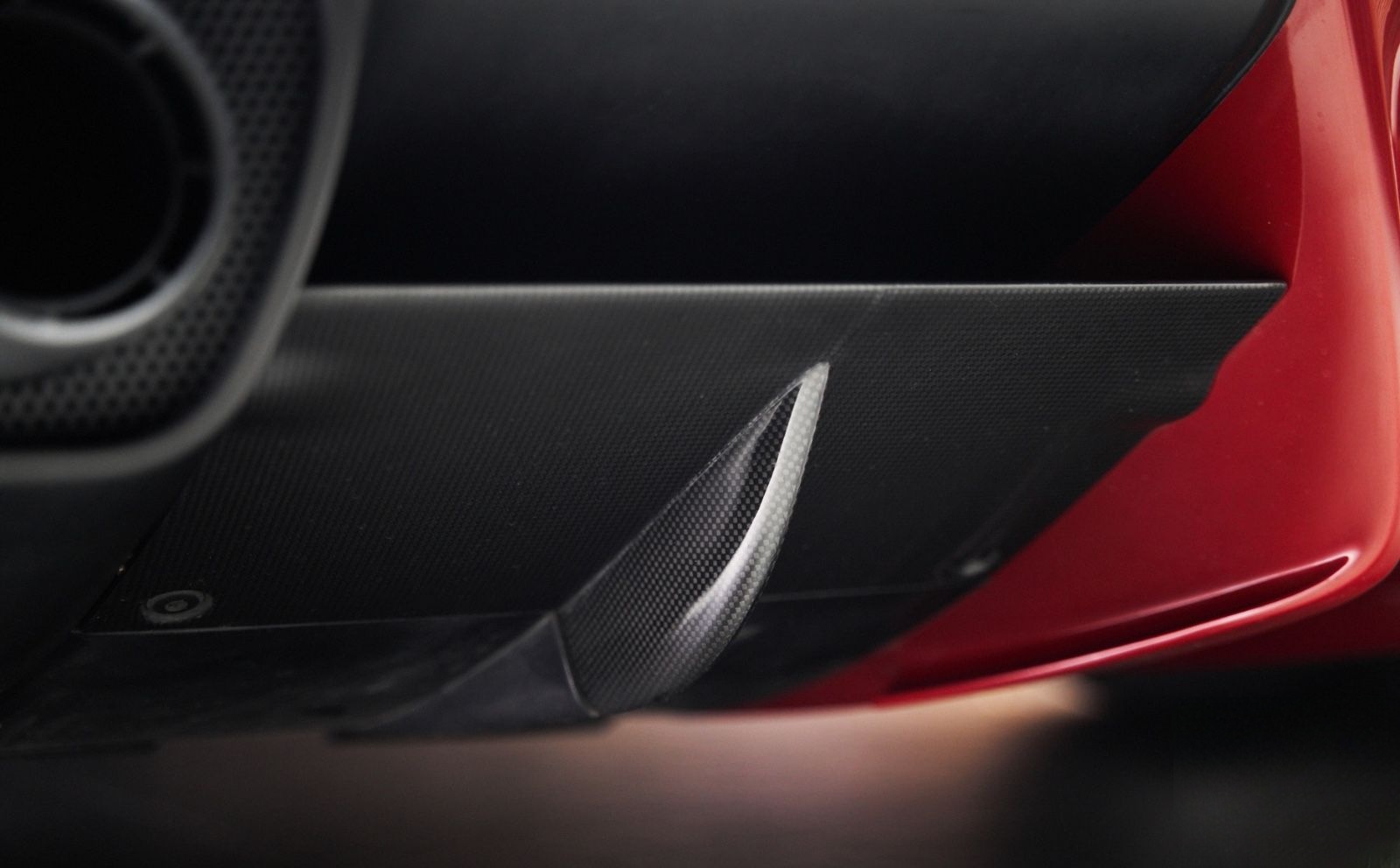 Ferrari F12 Carbon Lift LED Racing Seats Kamera Scuderia foto 20