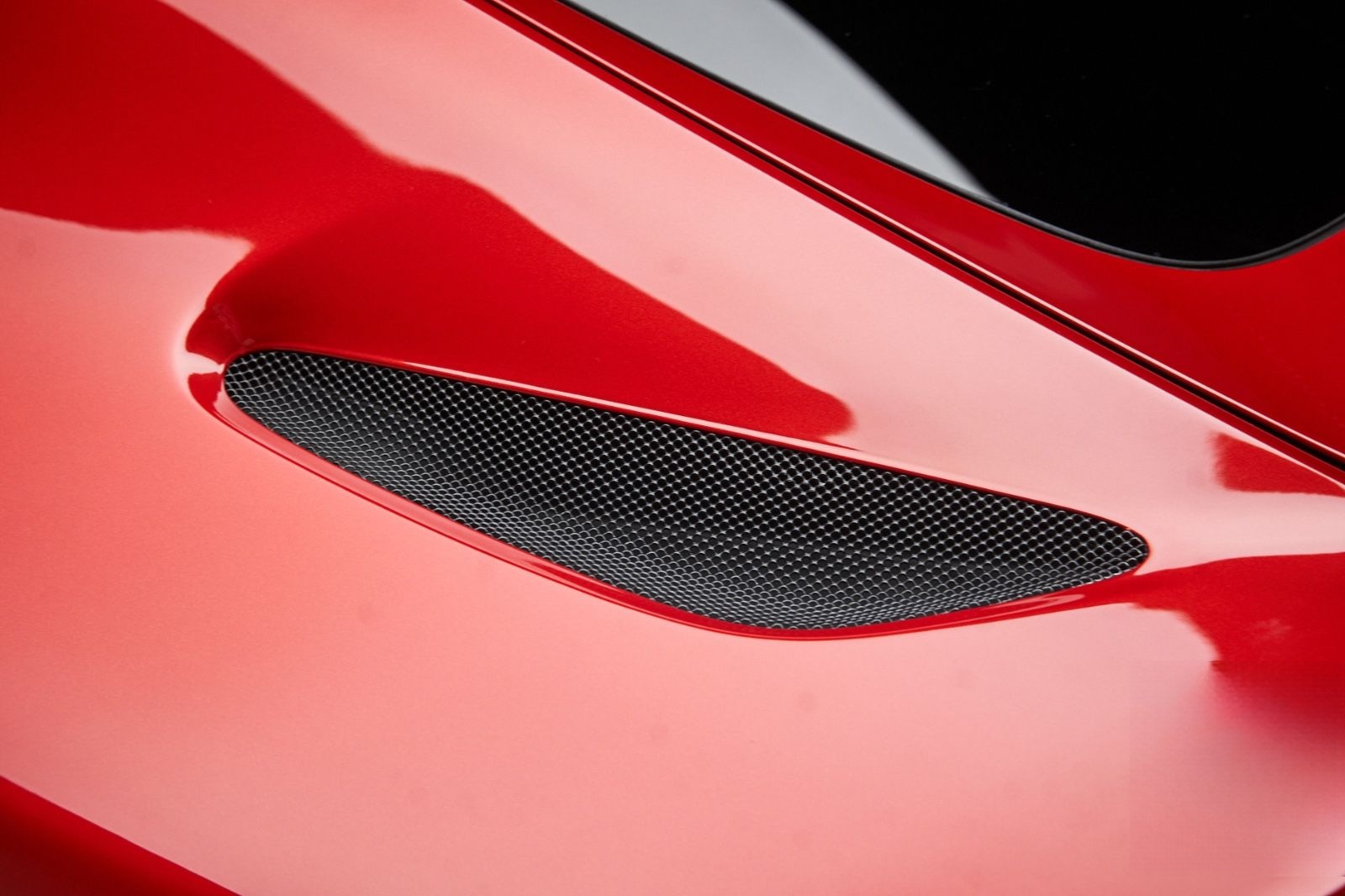 Ferrari F12 Carbon Lift LED Racing Seats Kamera Scuderia foto 22