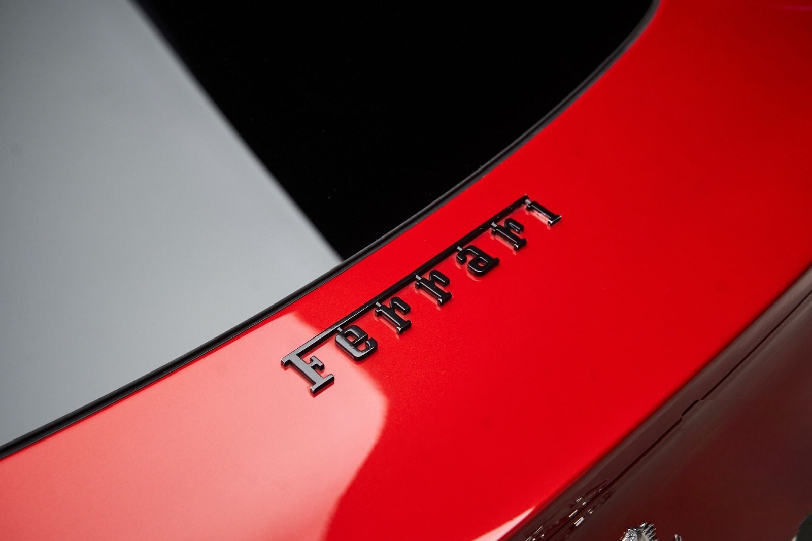 Ferrari F12 Carbon Lift LED Racing Seats Kamera Scuderia foto 23