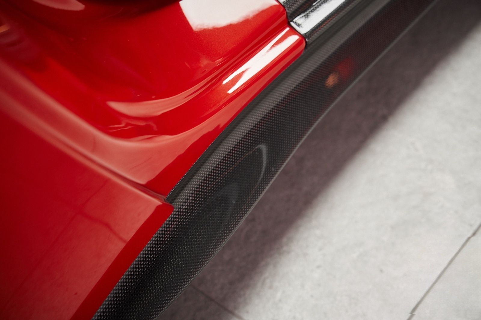 Ferrari F12 Carbon Lift LED Racing Seats Kamera Scuderia foto 24