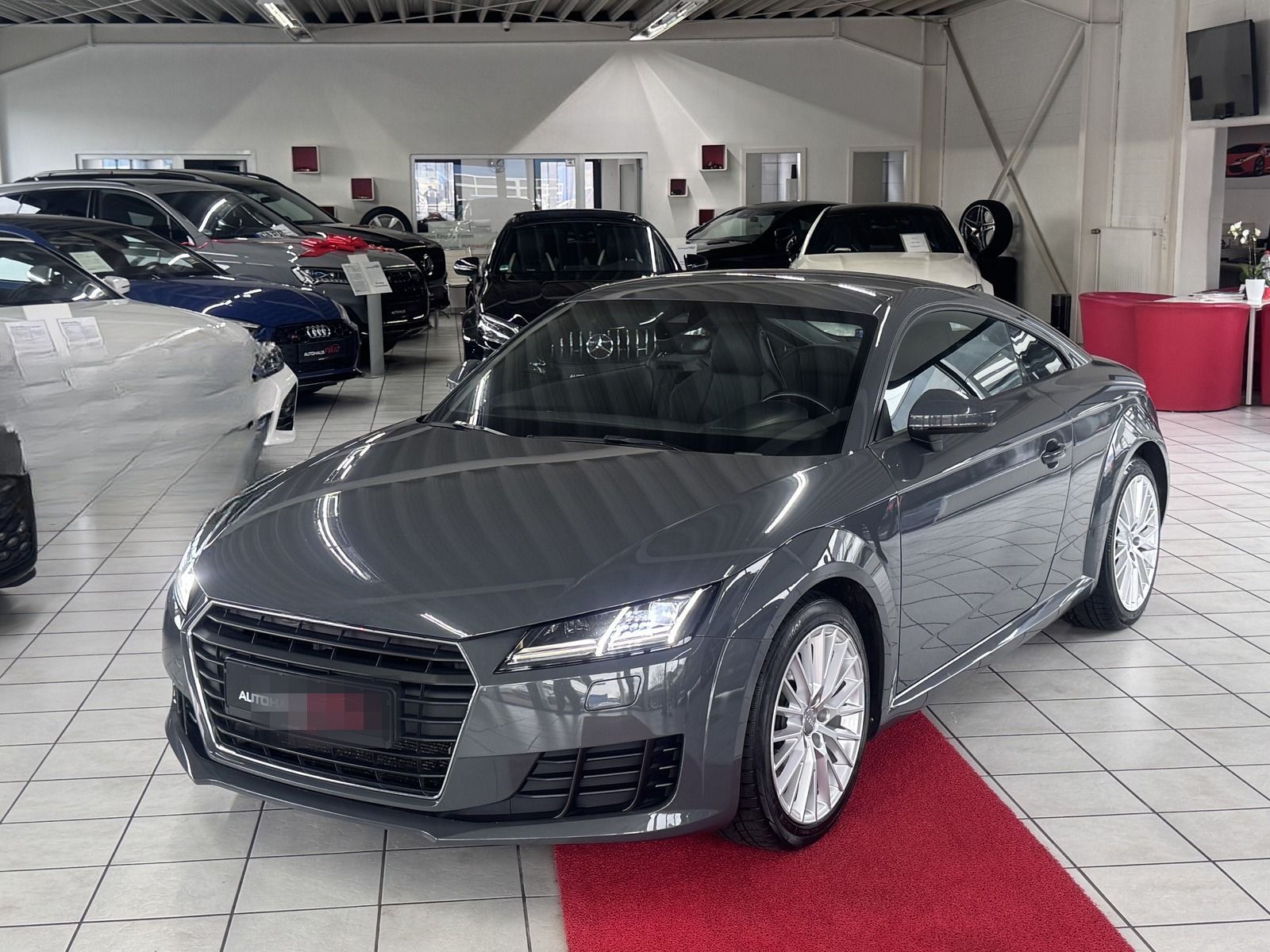 Audi TT Coupe 2.0 TFSI Coupe S-Tronic foto 2