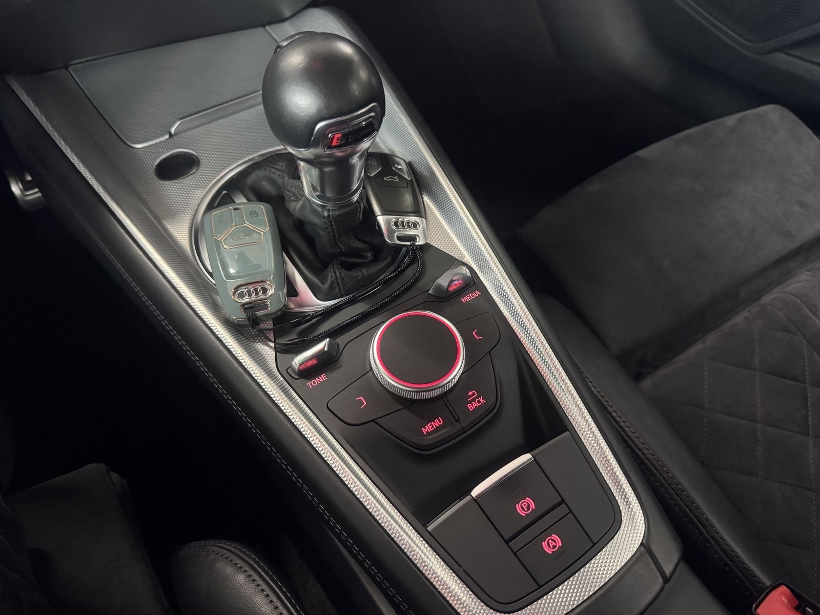 Audi TT Coupe 2.0 TFSI Coupe S-Tronic foto 16