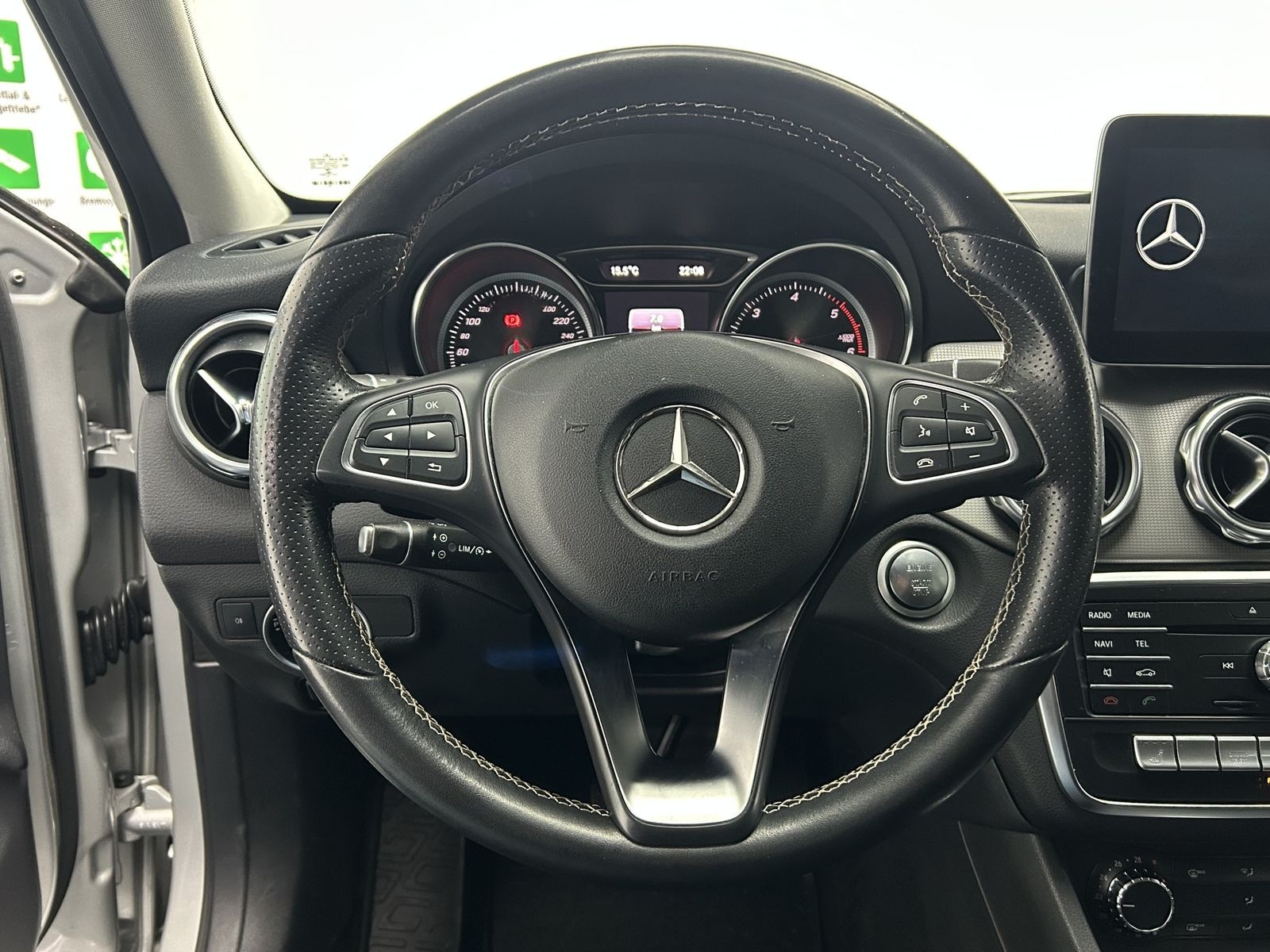 Mercedes-Benz GLA 200 CDI Urban Navi LED R.Cam Leder Memory  foto 8