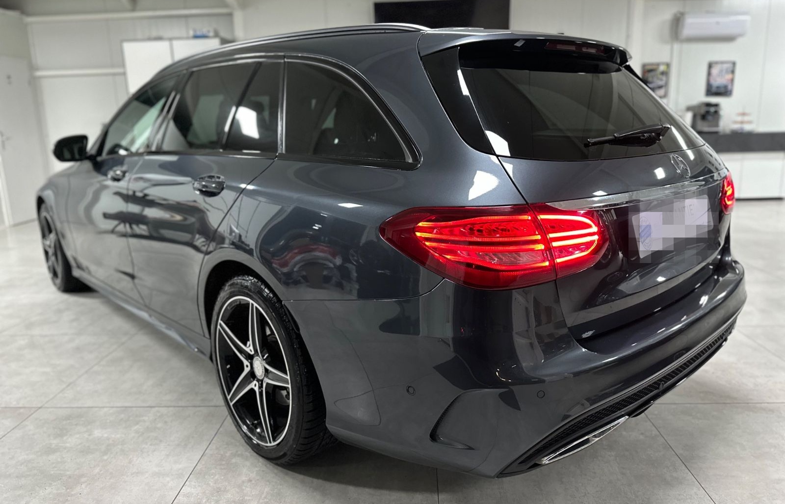 Mercedes-Benz C 220d BlueT.  AMG LINE*KAMERA*LED*NAV*GARANTIE foto 7