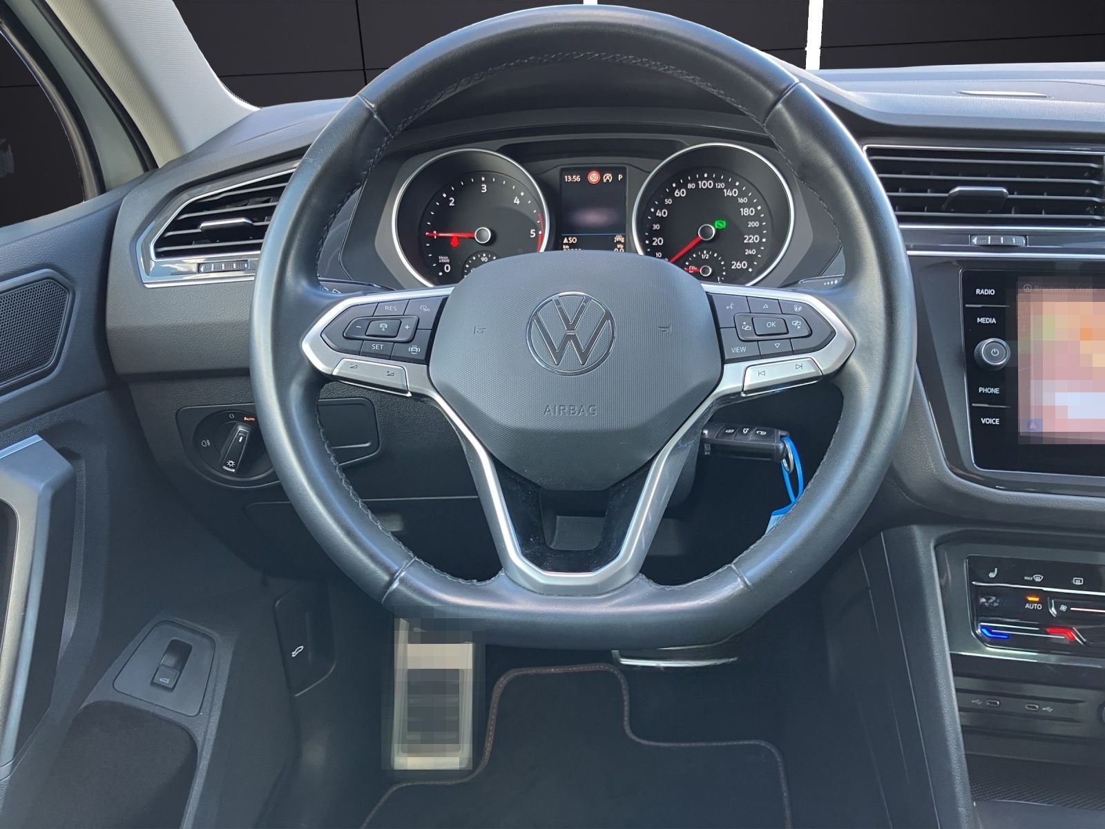 Volkswagen Tiguan Urban Sport TDI DSG LED ACC AHK SH Ambien foto 17