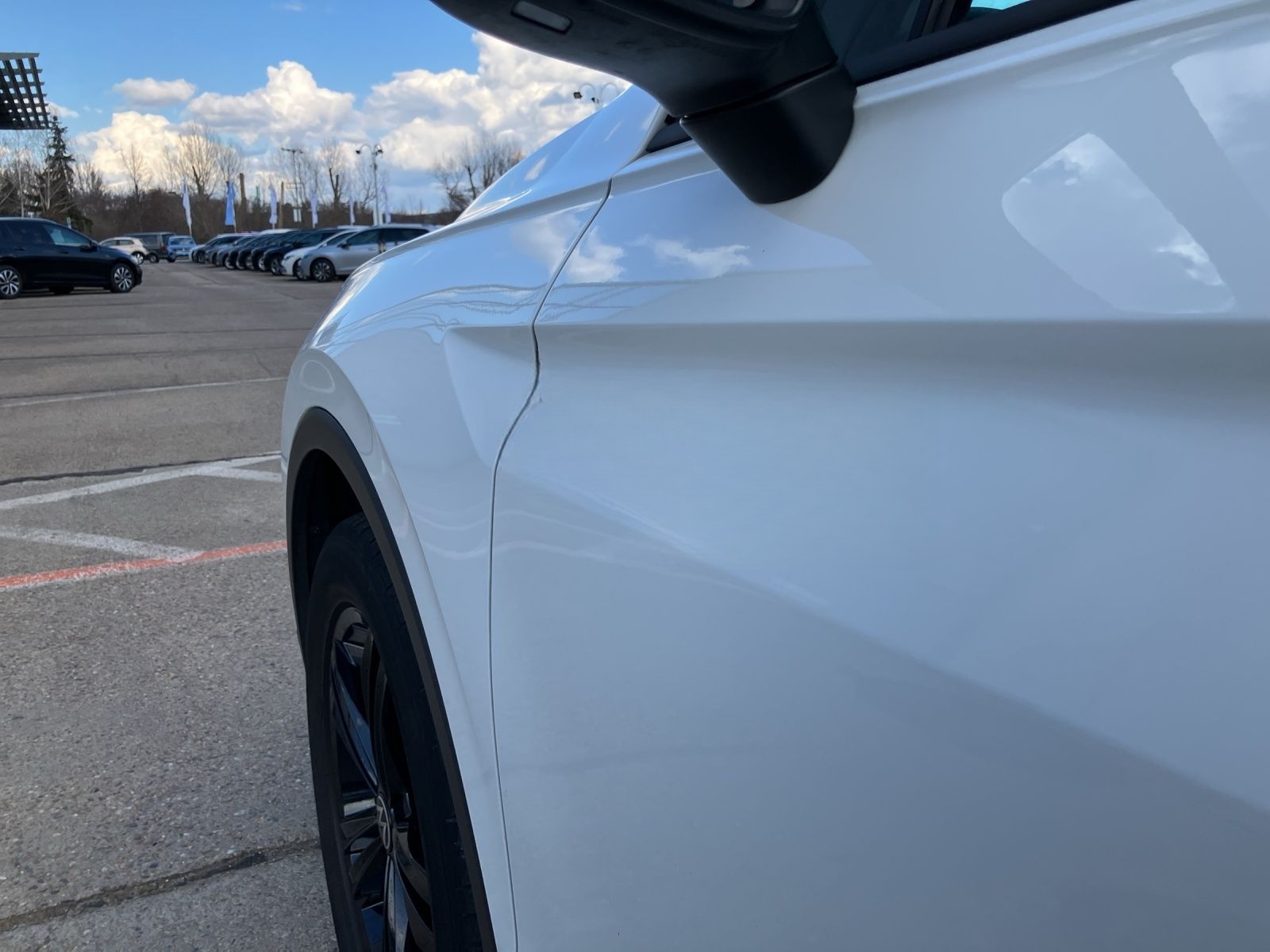 Volkswagen Tiguan Urban Sport TDI DSG LED ACC AHK SH Ambien foto 23