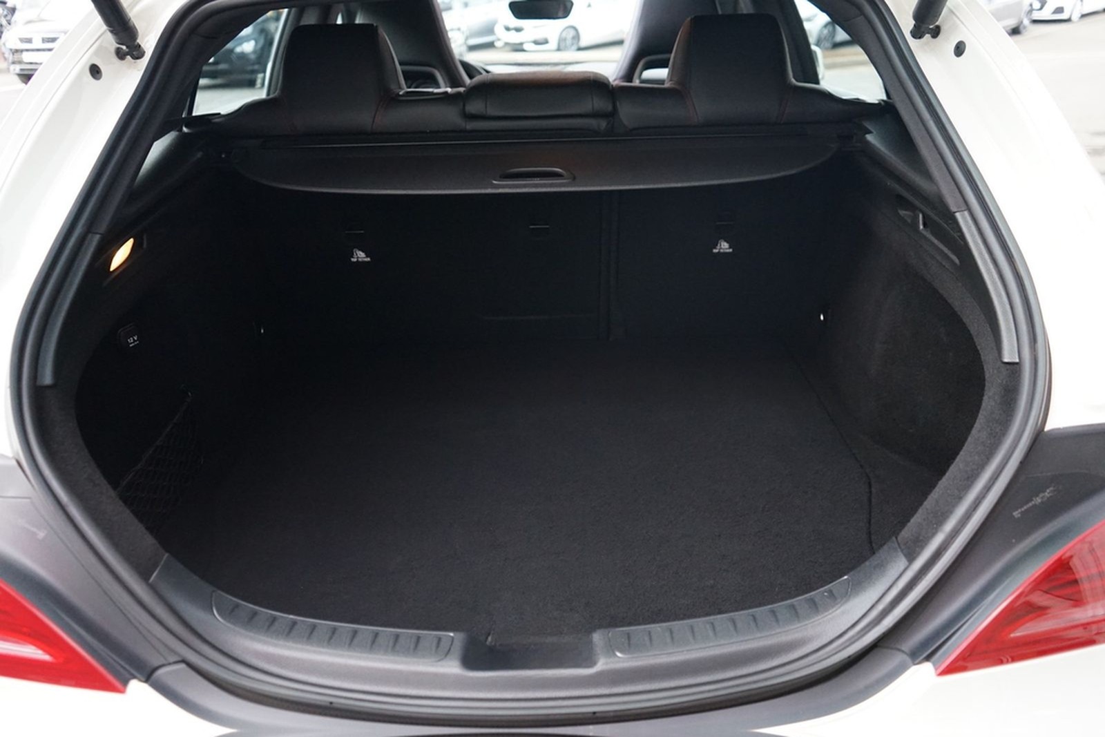 Mercedes-Benz CLA 200 AMG Line Bi-Xenon Panorama Navi Klima foto 37