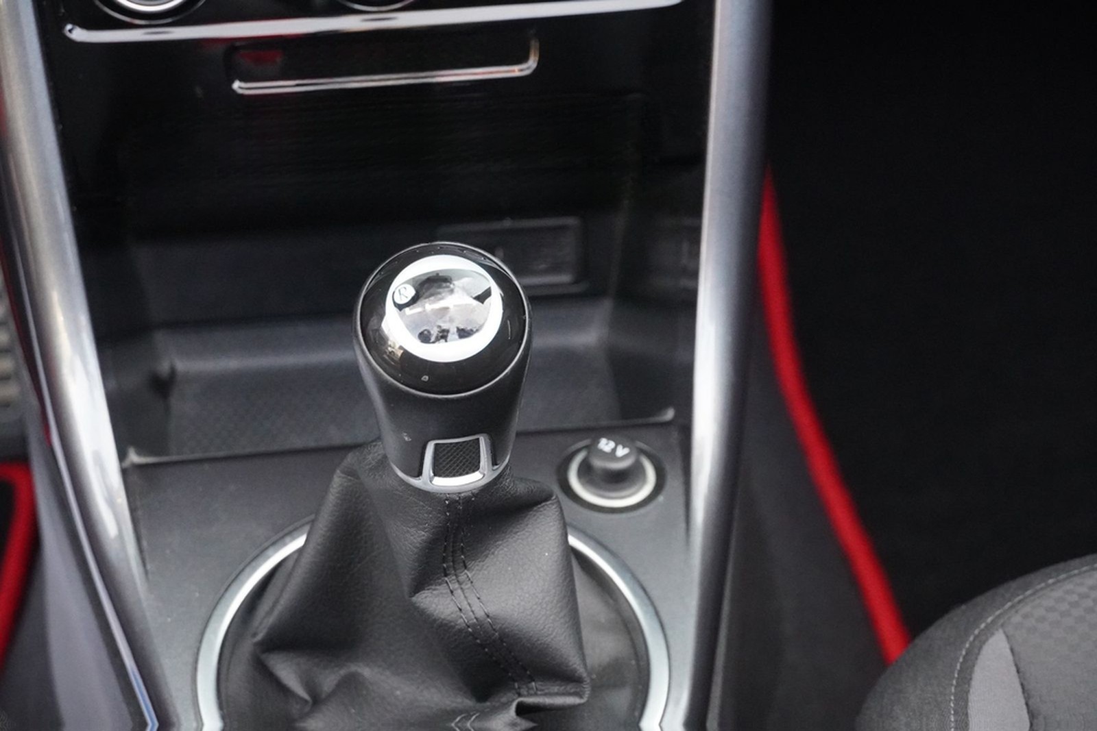 Volkswagen Beetle Cabriolet 2.0 R-Line Klimaaut. LED PDC foto 21