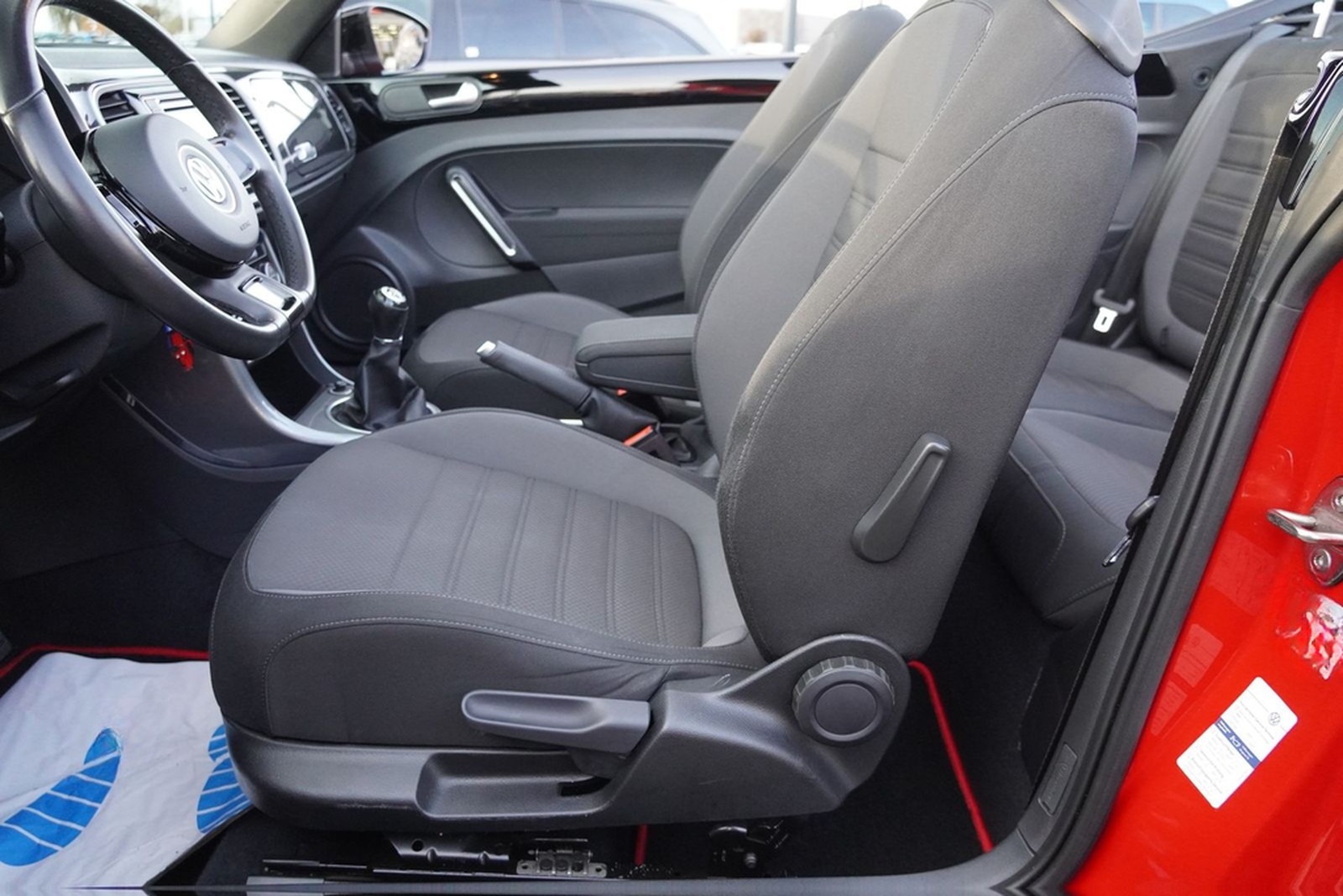 Volkswagen Beetle Cabriolet 2.0 R-Line Klimaaut. LED PDC foto 26