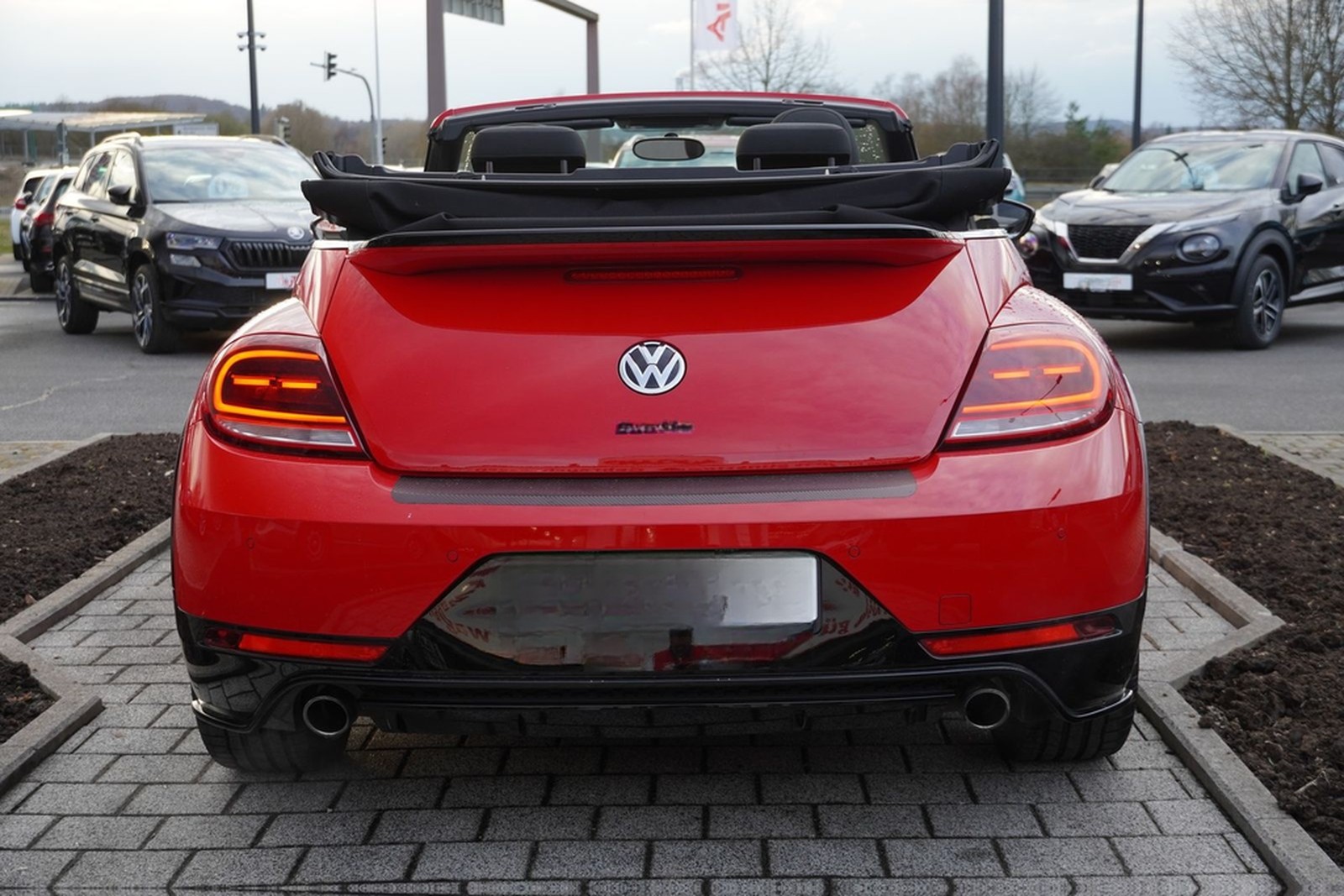 Volkswagen Beetle Cabriolet 2.0 R-Line Klimaaut. LED PDC foto 8