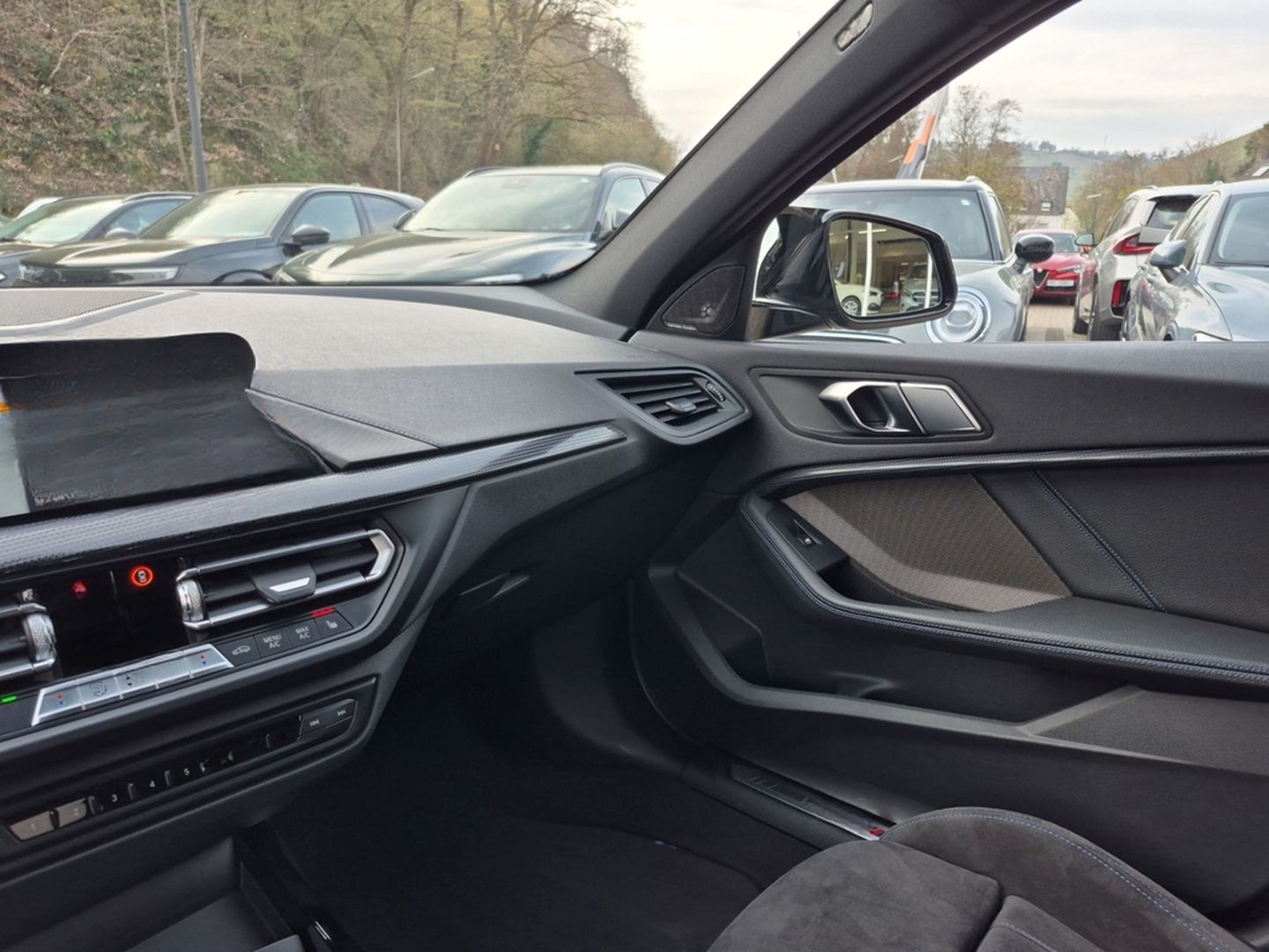 BMW M135 i xDrive HarmanK SportsitzeM Headup LED foto 23