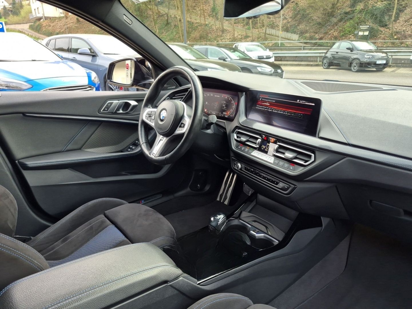 BMW M135 i xDrive HarmanK SportsitzeM Headup LED foto 8