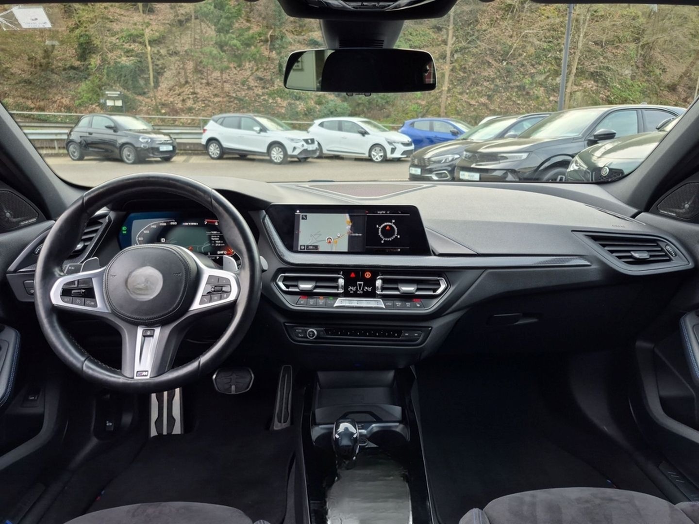 BMW M135 i xDrive HarmanK SportsitzeM Headup LED foto 9