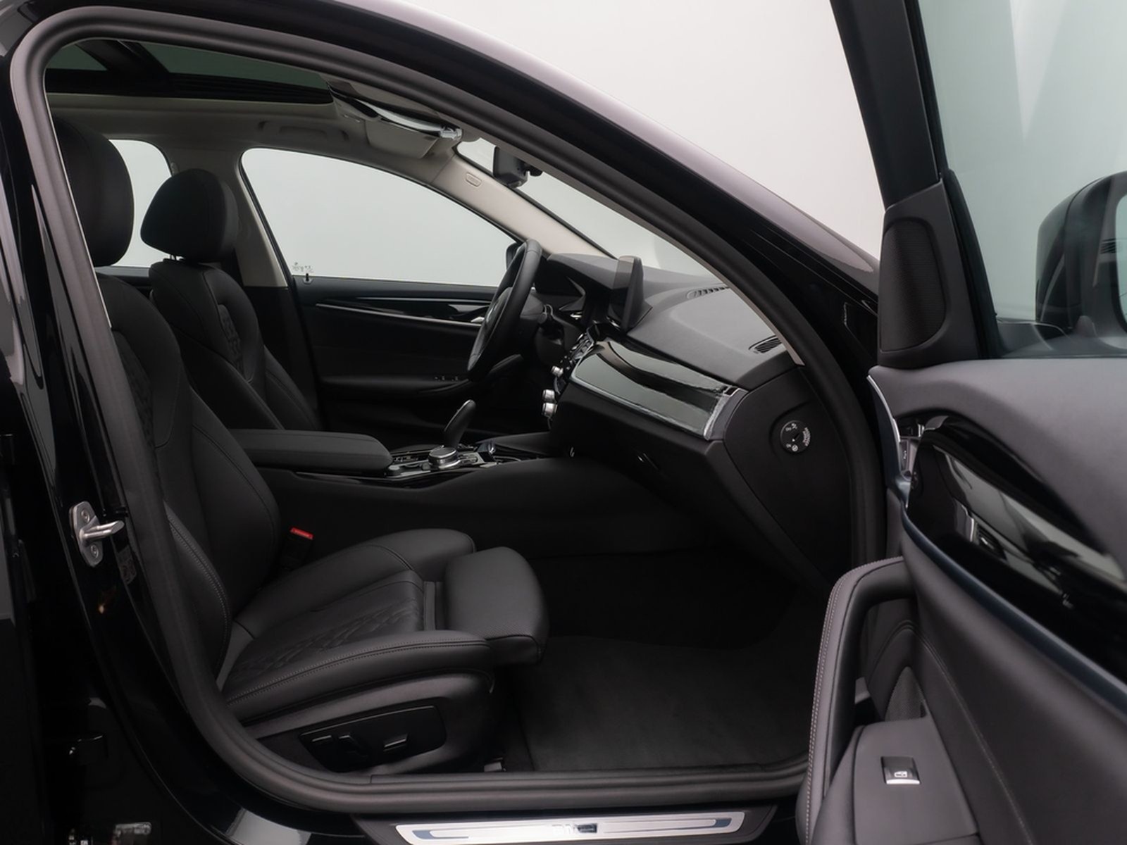 BMW 530d Alarm 4xKlima DAB Kamera Panorama Sportsitz foto 25