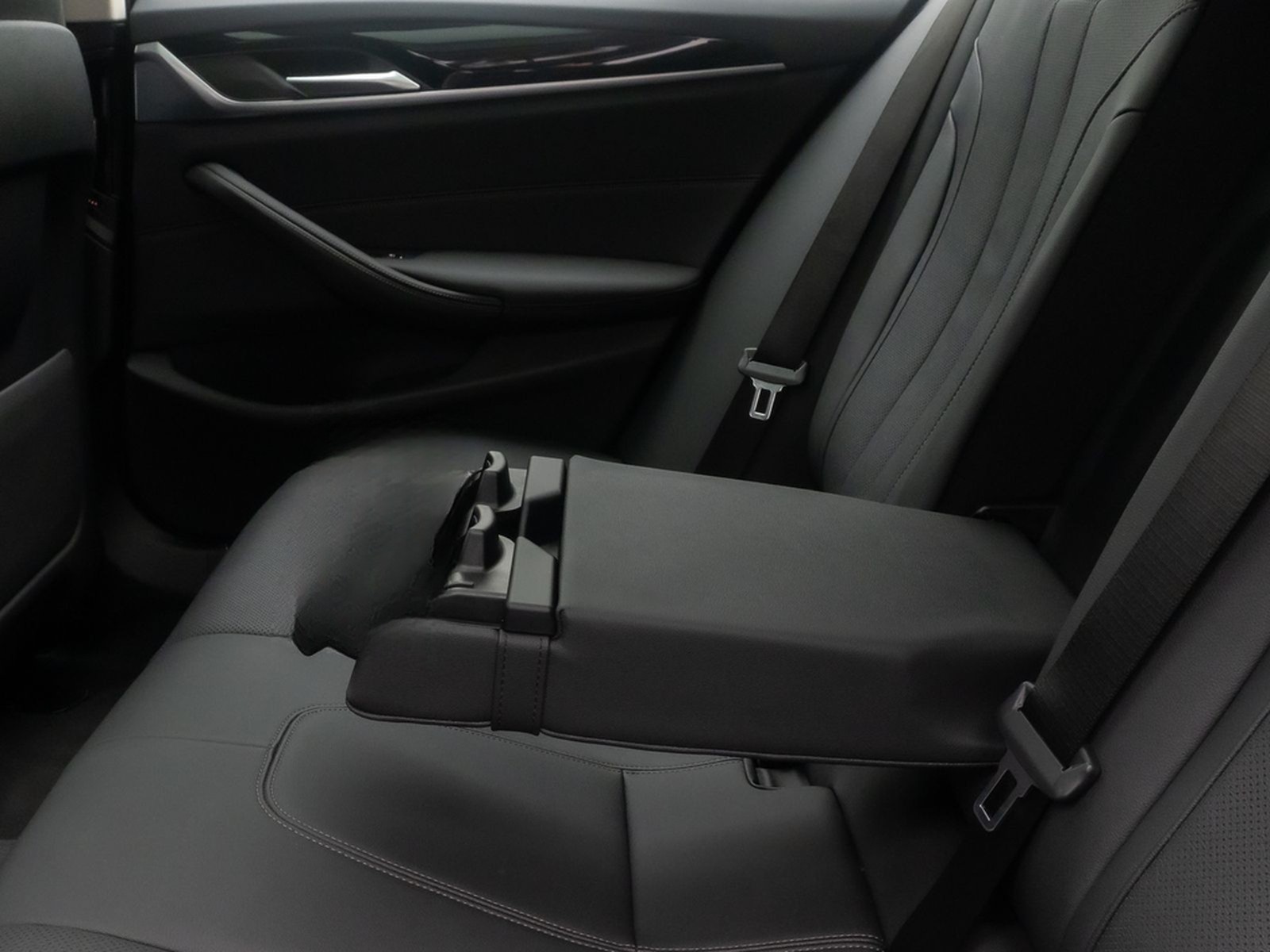 BMW 530d Alarm 4xKlima DAB Kamera Panorama Sportsitz foto 28
