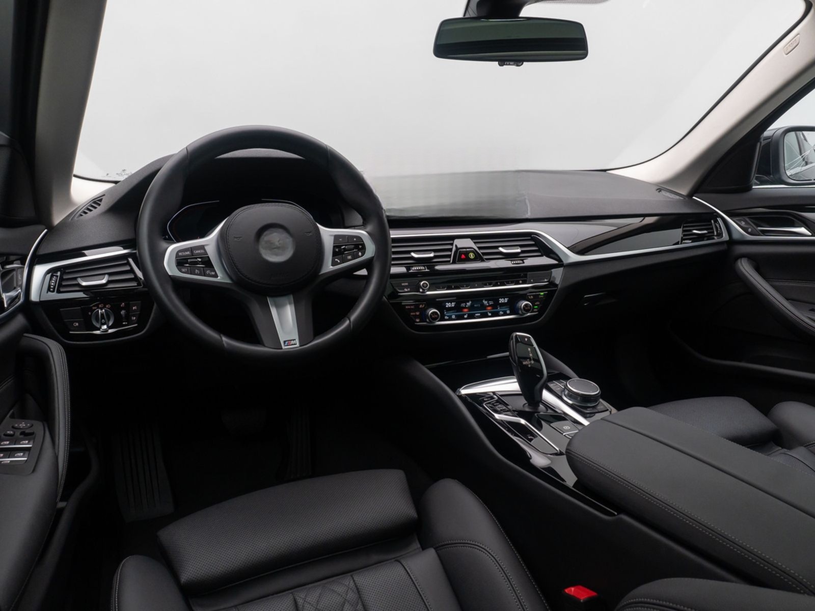 BMW 530d Alarm 4xKlima DAB Kamera Panorama Sportsitz foto 40