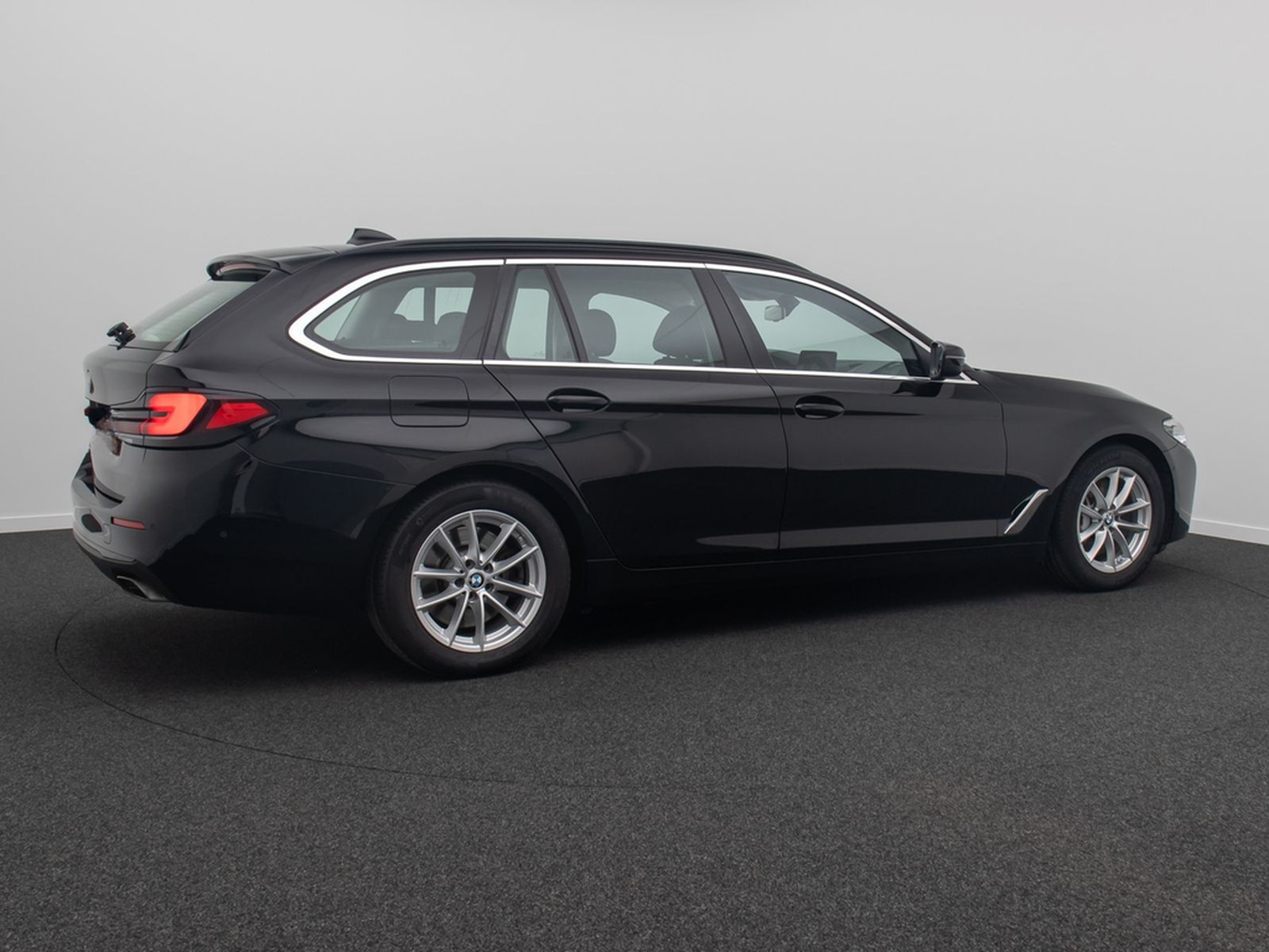BMW 530d Alarm 4xKlima DAB Kamera Panorama Sportsitz foto 6