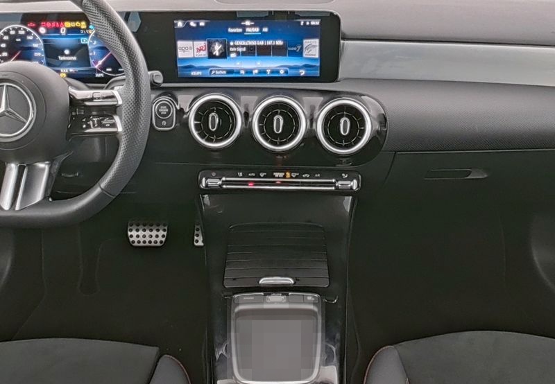 Mercedes-Benz A 180 Limo AMG/LED/NAVI/KAMERA/LIMO foto 6