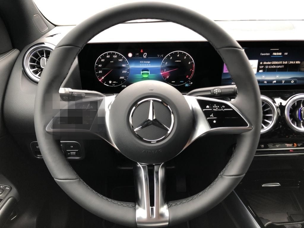 Mercedes-Benz GLA 180 MBUX+Progressive+MBeam+Night+AHK+Wide foto 11