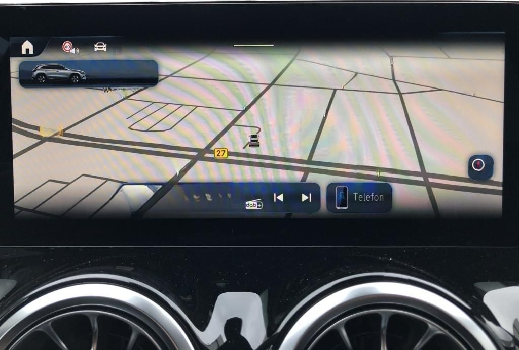 Mercedes-Benz GLA 180 MBUX+Progressive+MBeam+Night+AHK+Wide foto 12