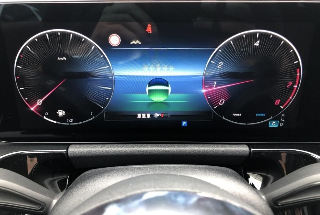 Mercedes-Benz GLA 180 MBUX+Progressive+MBeam+Night+AHK+Wide foto 10