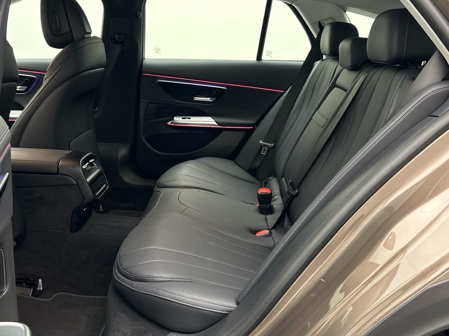 Mercedes-Benz E 220 d T 4M All-Terrain Avantgarde Airmatic AHK foto 14