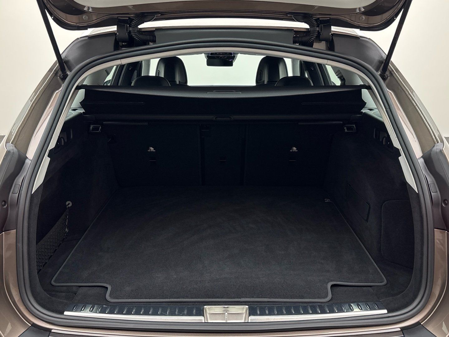 Mercedes-Benz E 220 d T 4M All-Terrain Avantgarde Airmatic AHK foto 16