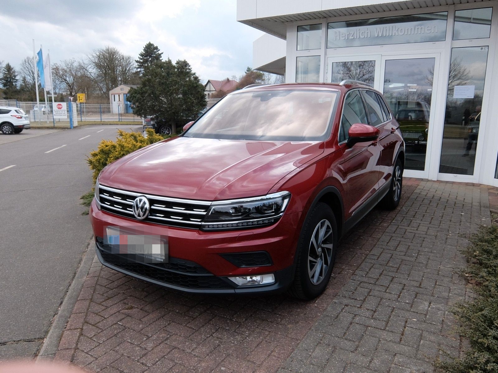 Volkswagen Tiguan 2.0 TSi "Sound" BMT 4Motion NAVI LED RFK foto 2