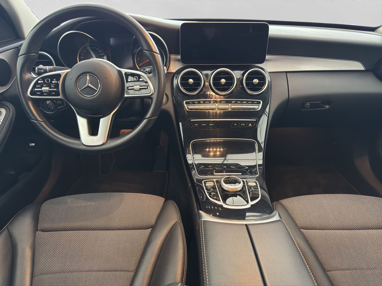 Mercedes-Benz C 180 Avantgarde+Multibeam+Kamera+Memory+CarPlay foto 12