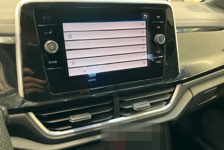 Volkswagen T-Roc 1.5 TSI DSG R-Line RFK/ACC/APP/LED foto 16
