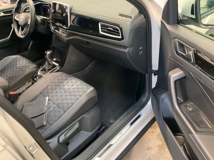 Volkswagen T-Roc 1.5 TSI DSG R-Line RFK/ACC/APP/LED foto 9