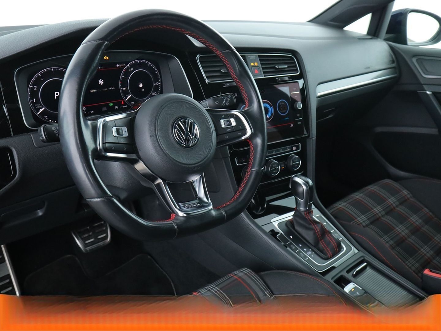 Volkswagen Golf VII 2.0 TSI GTI Performance BM Aut*NAVI*LED foto 11