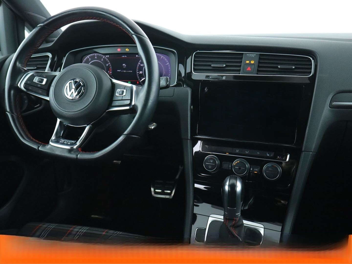 Volkswagen Golf VII 2.0 TSI GTI Performance BM Aut*NAVI*LED foto 13