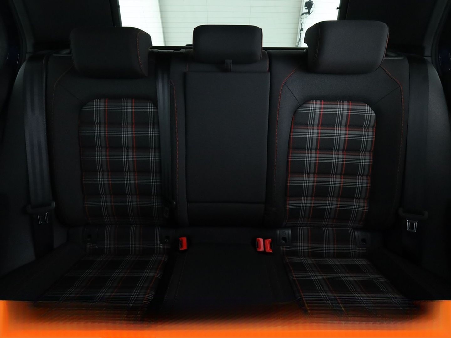 Volkswagen Golf VII 2.0 TSI GTI Performance BM Aut*NAVI*LED foto 16