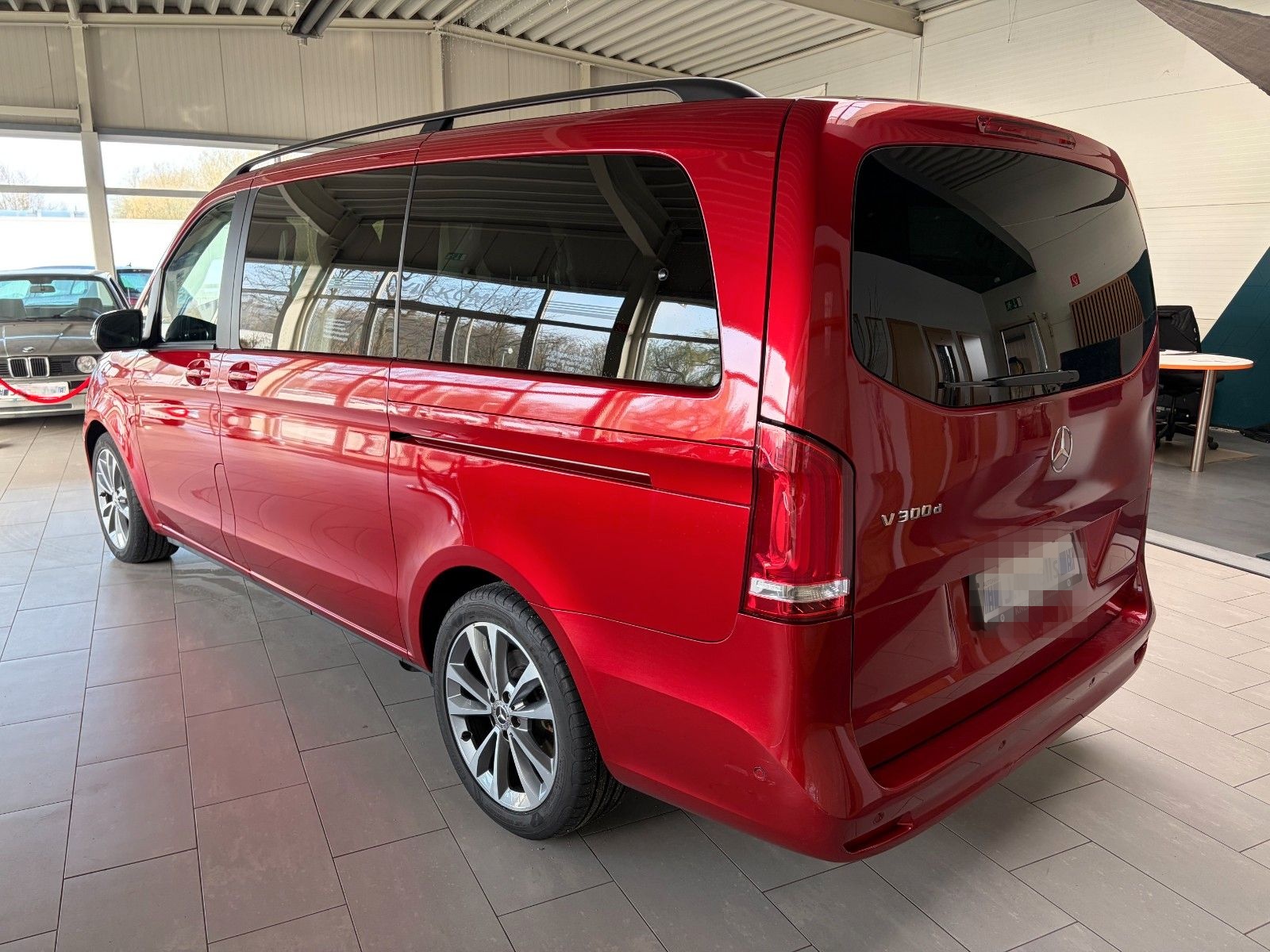 Mercedes-Benz V 300d EDITION lang/BURMESTER/NIGHT/LED/KAMERA foto 6