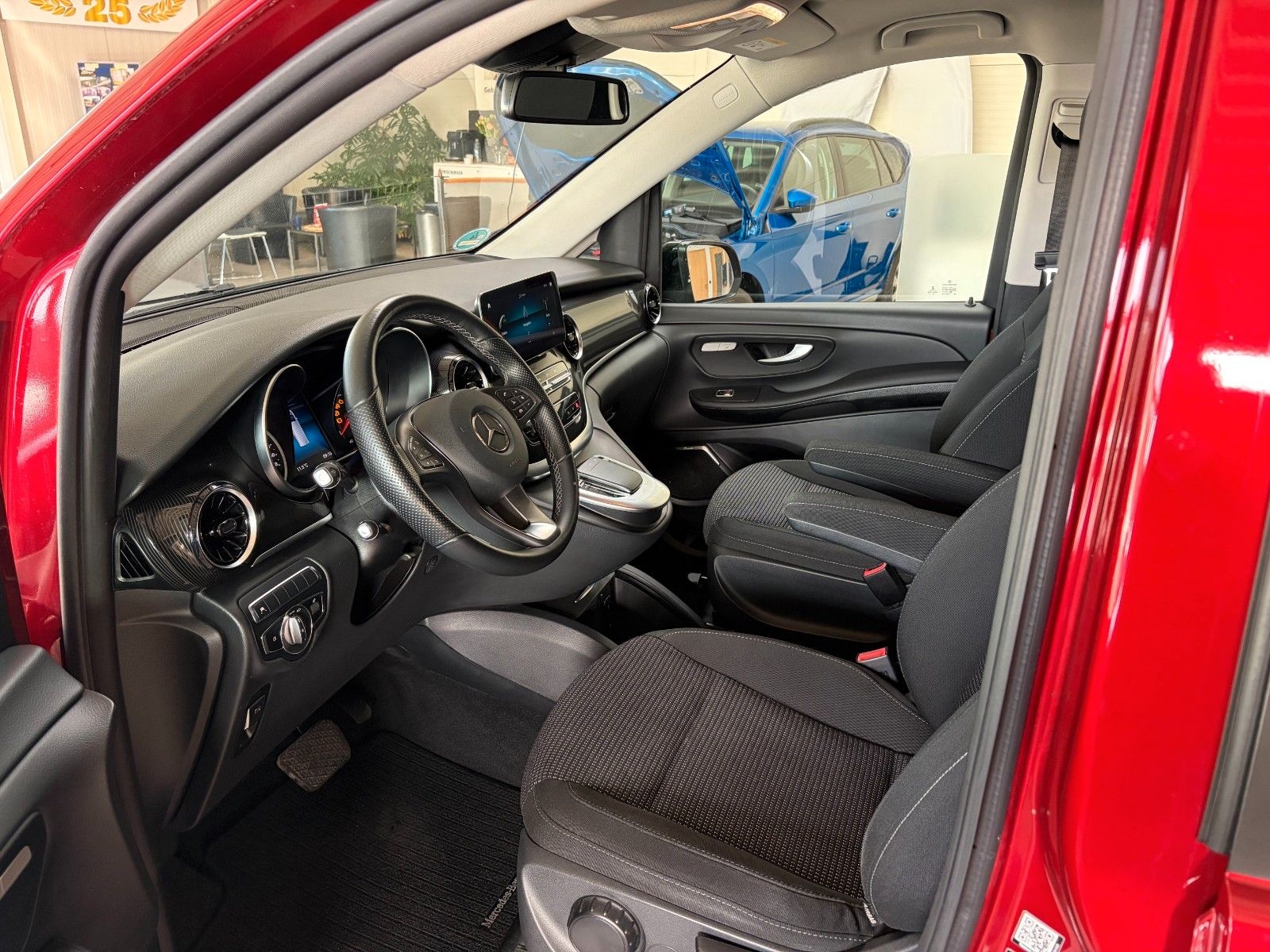 Mercedes-Benz V 300d EDITION lang/BURMESTER/NIGHT/LED/KAMERA foto 7