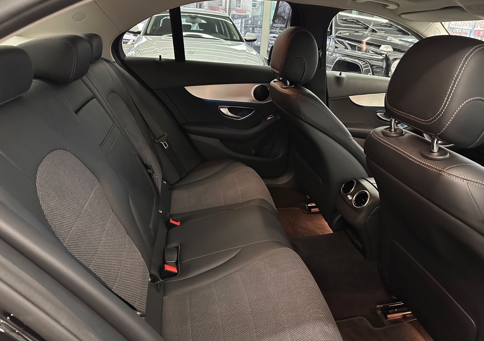 Mercedes-Benz C 200 CGI*Totwinkel*Schiebedach*Kamera*Ambiente* foto 11