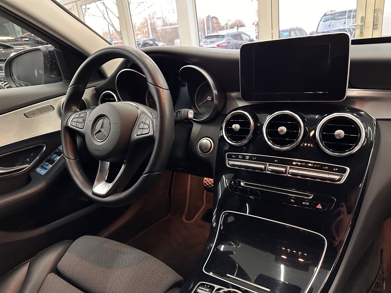Mercedes-Benz C 200 CGI*Totwinkel*Schiebedach*Kamera*Ambiente* foto 9