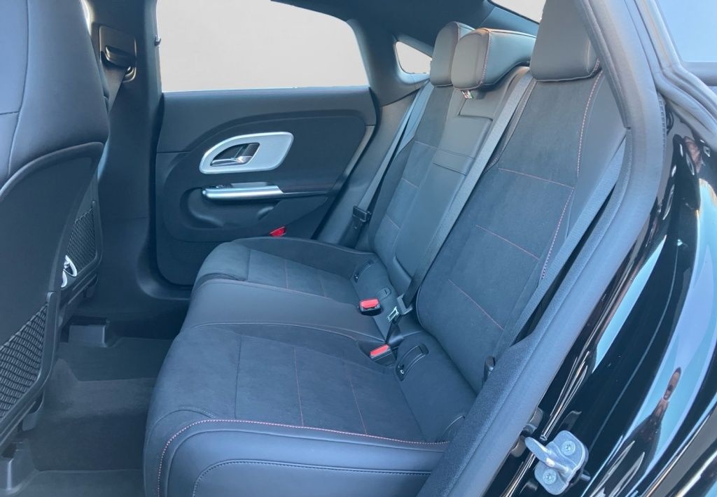 Mercedes-Benz CLA 180 AMG|MBEAM|PANO|AMBI|SHZ|KEYLESS|WINTER foto 14