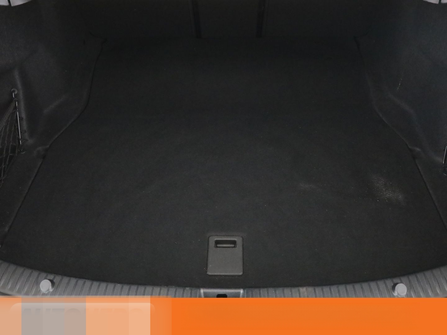 Mercedes-Benz C 200 4Matic Edition Avantgarde Aut.*NAVI*LED* foto 18