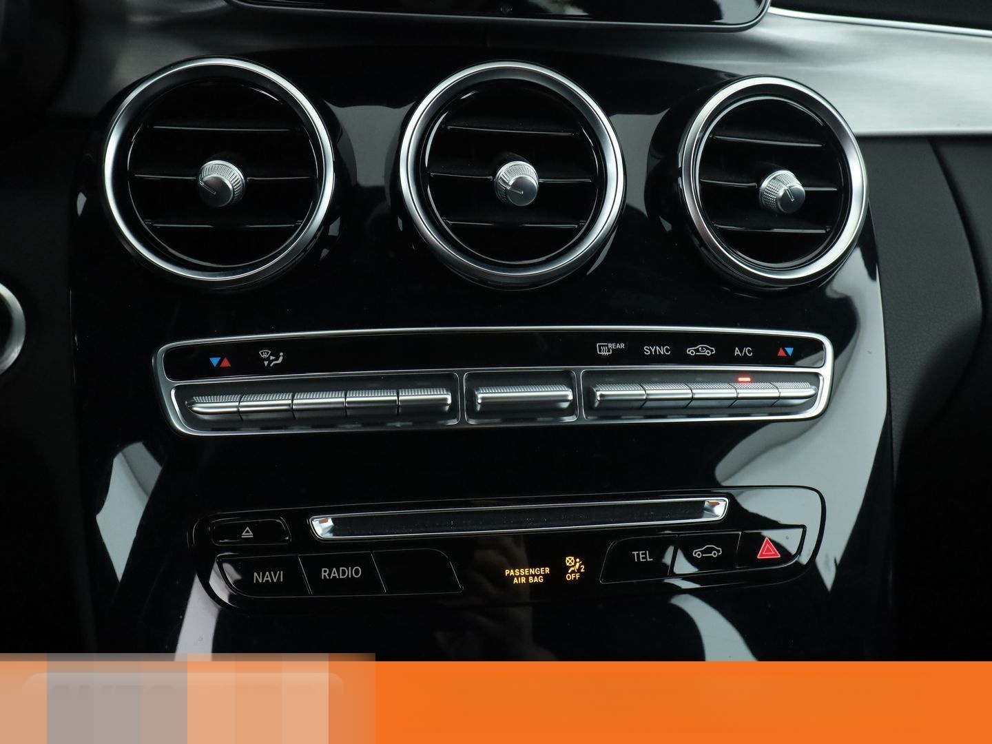 Mercedes-Benz C 200 4Matic Edition Avantgarde Aut.*NAVI*LED* foto 23