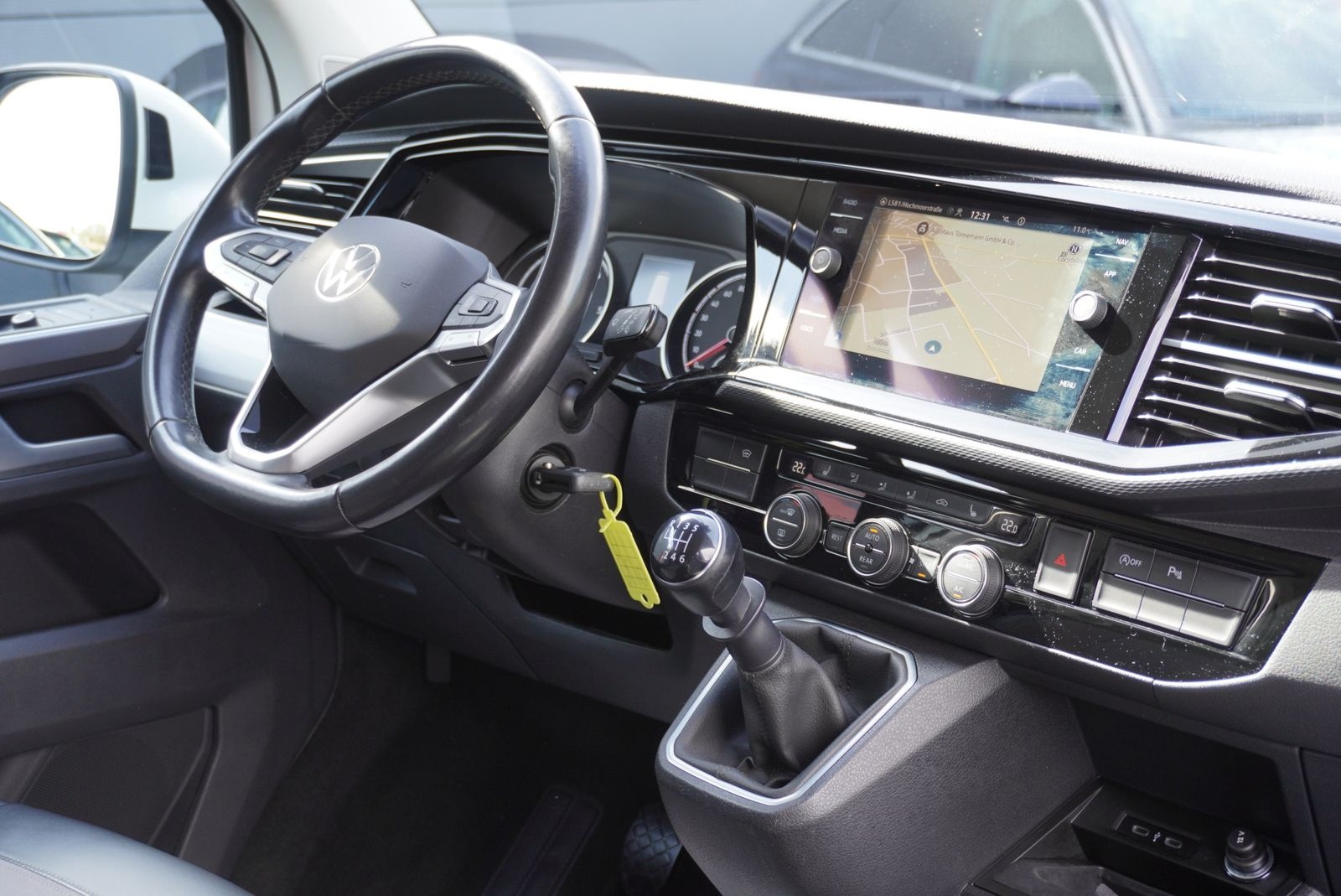 Volkswagen T6 Multivan Generation Six/Kamera/AHK/Navi/LED/ foto 13