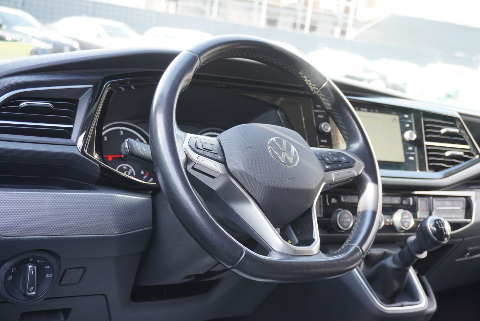 Volkswagen T6 Multivan Generation Six/Kamera/AHK/Navi/LED/ foto 17