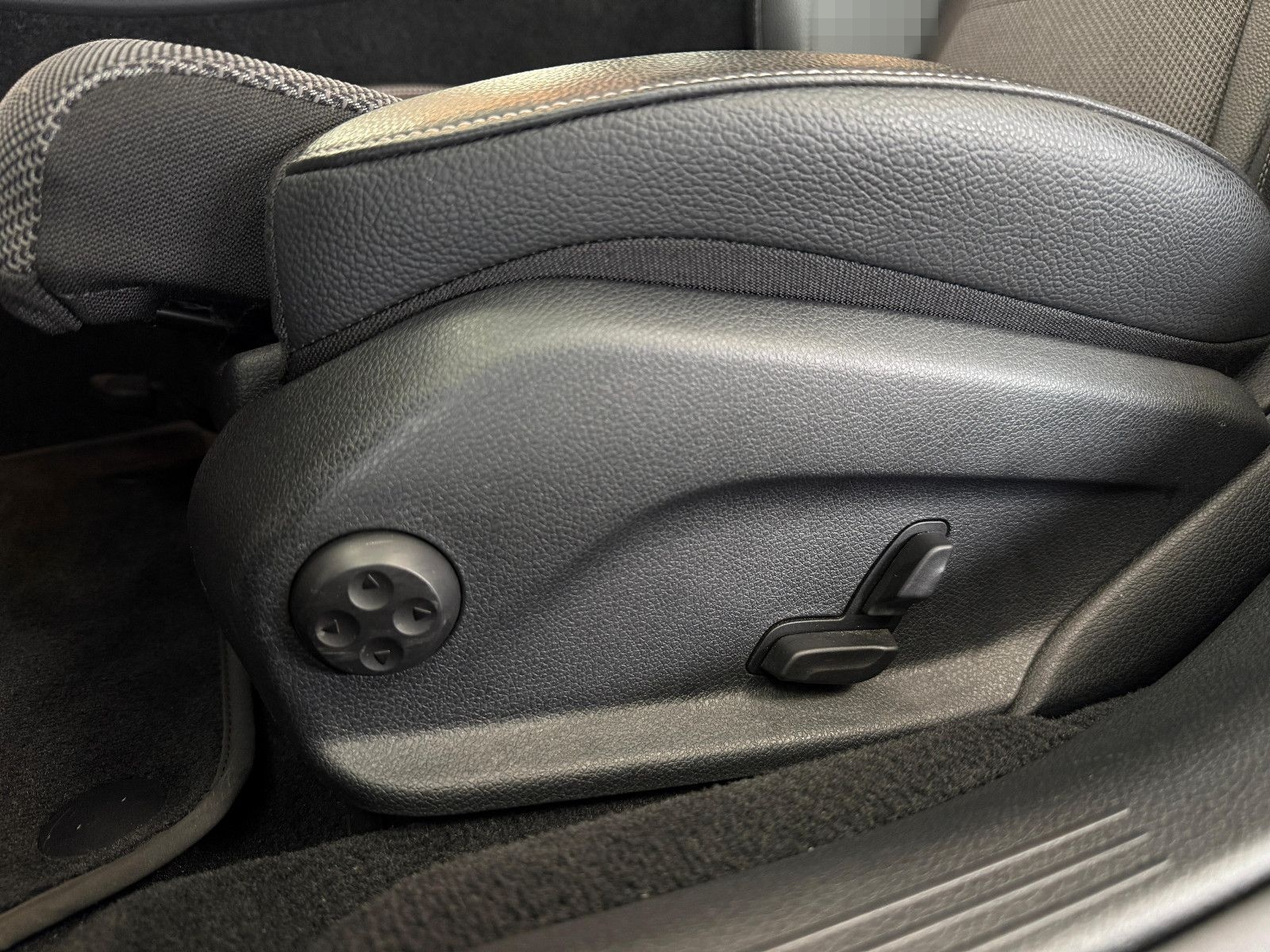 Mercedes-Benz E200 4Matic/Ambiente/Kamera/Keyless/Garantie/AHK foto 17