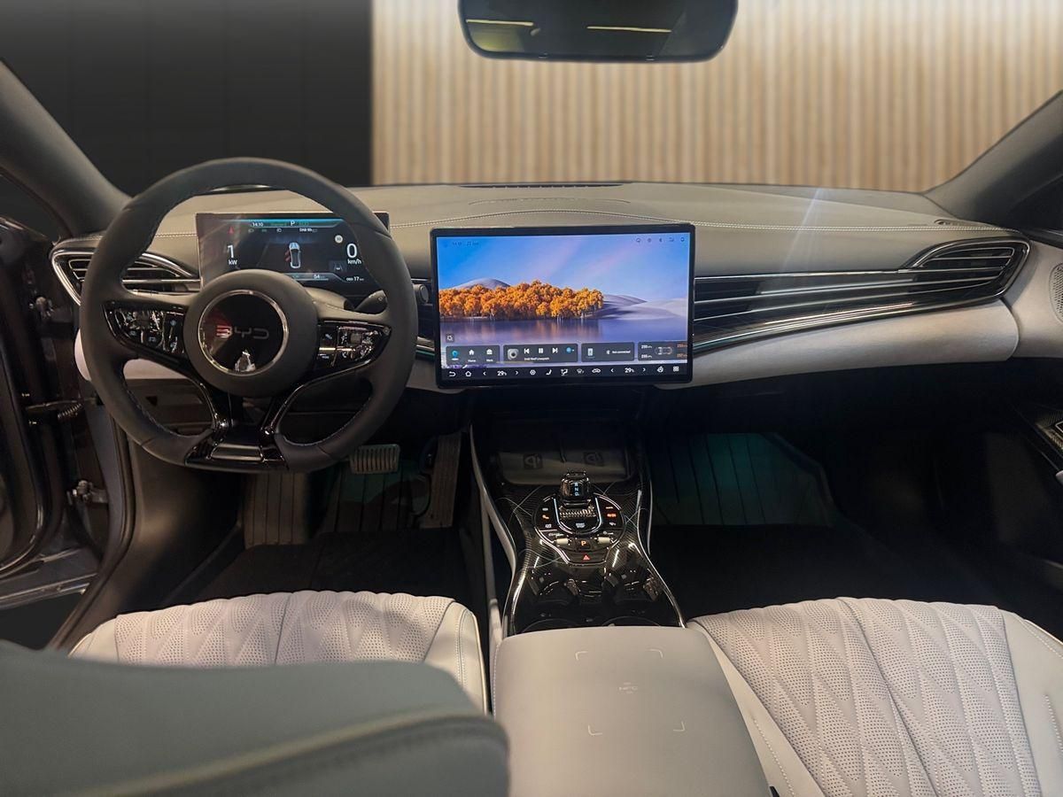 BYD Seal 230 kW RWD Design Panorama LED Navi foto 11