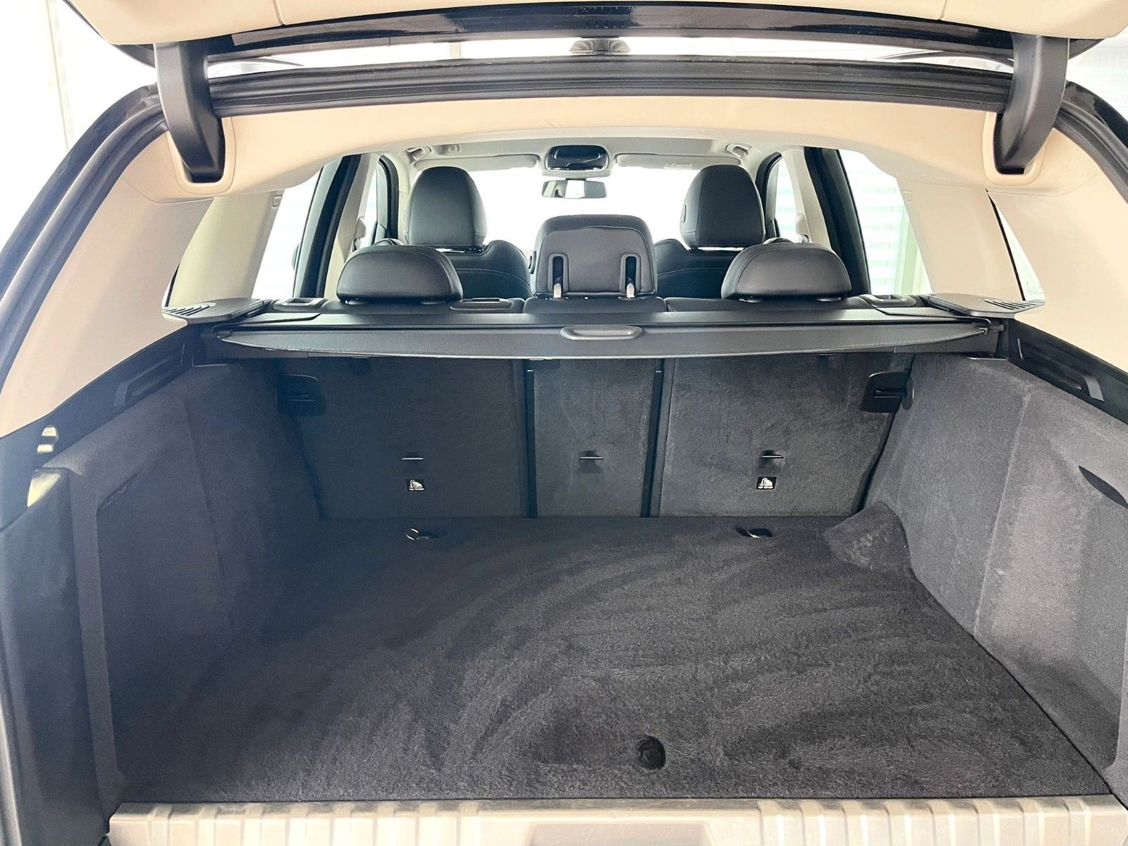 BMW X3 xD30e KAMERA AHK Sportsitze DriveAssist. foto 17